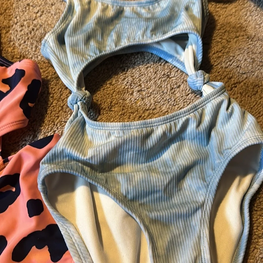 Art class bathing suits